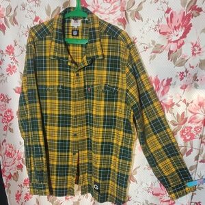 NFL Levi's Greenbay Packers Plaid Shirt OFFICIAL